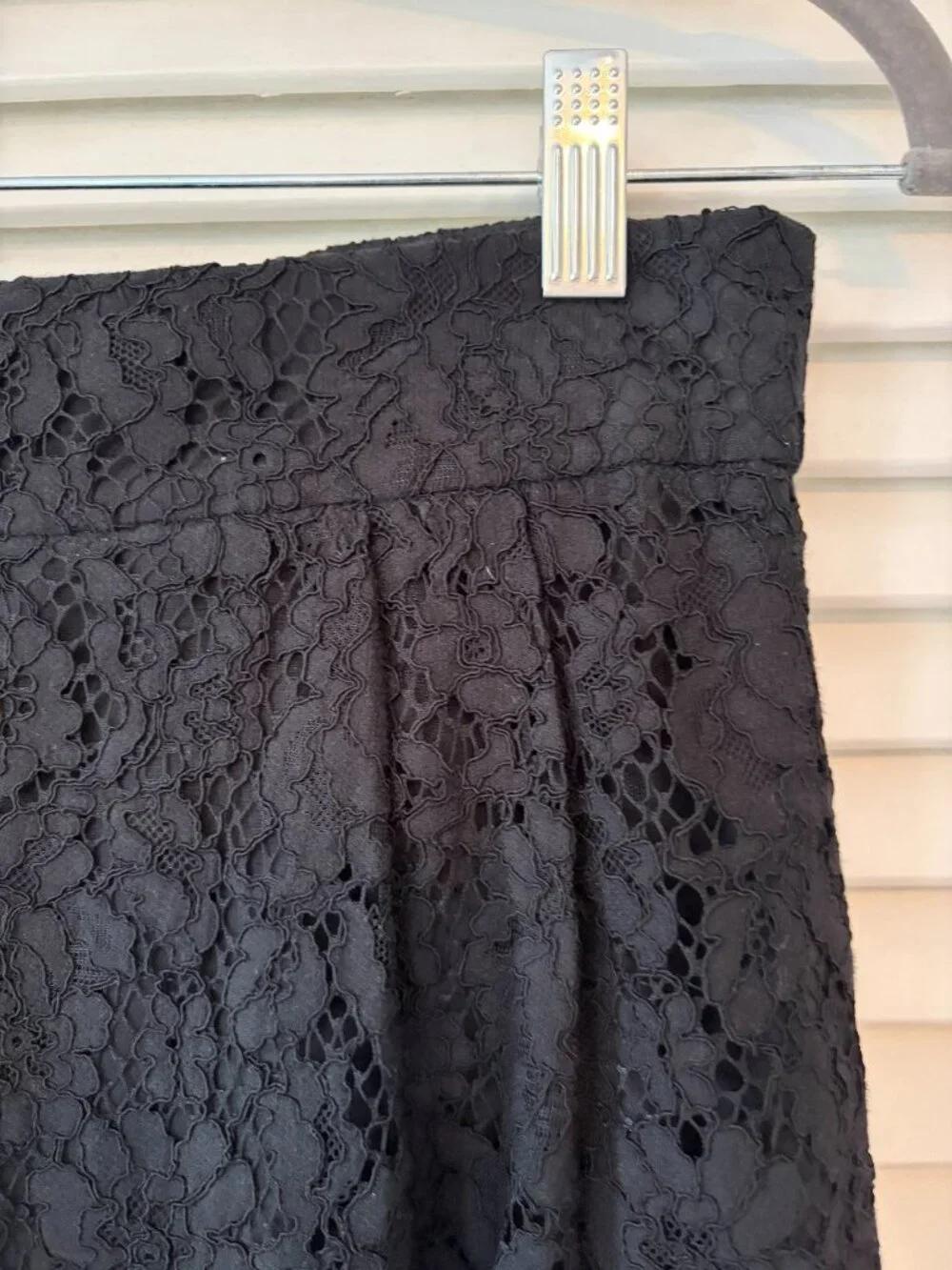 J. Crew midi Pintucked Pencil Skirt 6 black lace